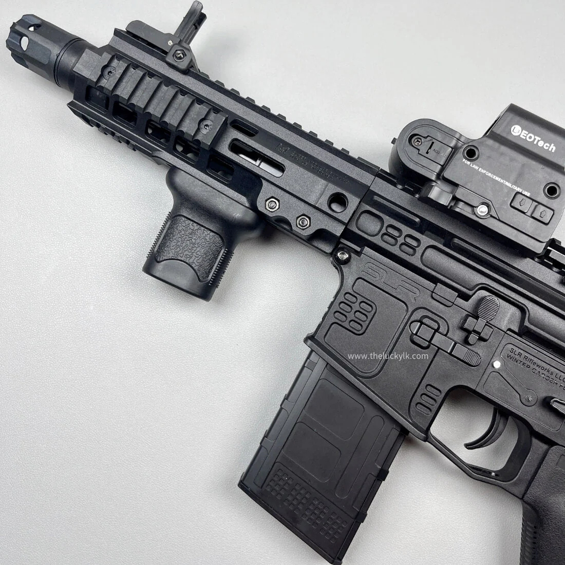 New SLR Precision Shooting Gel Blaster Fast Mode 11.1V Battery Recommended Age 18+