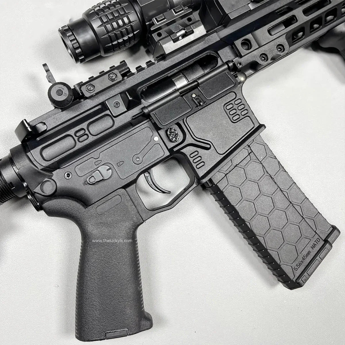 New SLR Precision Shooting Gel Blaster Fast Mode 11.1V Battery Recommended Age 18+