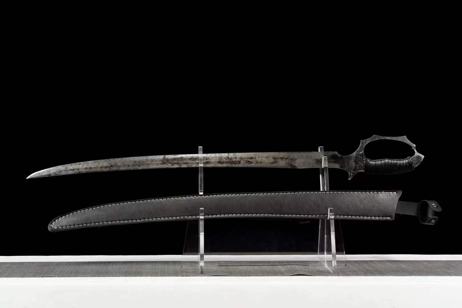 The D'Capitan: Sabre